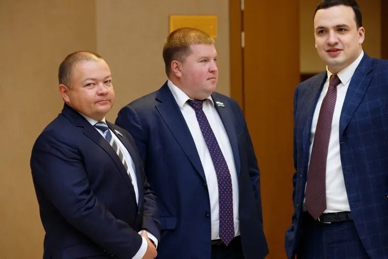 Утверждение старых новых министров и замгубернаторов Свердловской области на очередном заседании заксобрания. Екатеринбург, ионин дмитрий, мякишев павел, некрасов кирилл