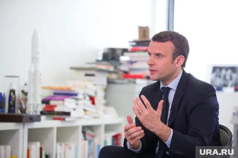 Франция считает важным не допустить победы РФ в конфликте на Украине, заявил Макрон