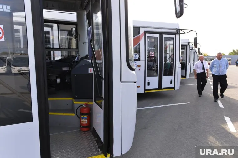 Челябинские автобусы передадут новой структуре