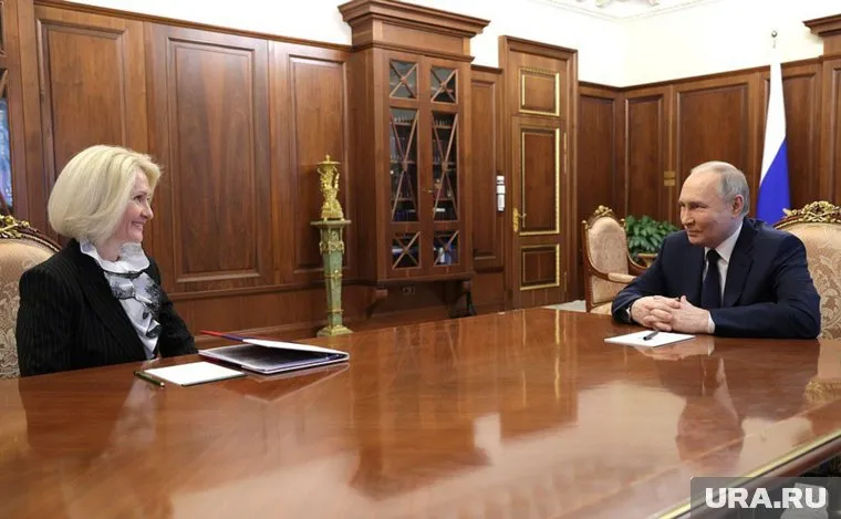 Владимир Путин принял Викторию Абрамченко в Кремле