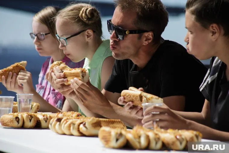 Россиян призвали не соблазнять постящихся мусульман едой и питьем