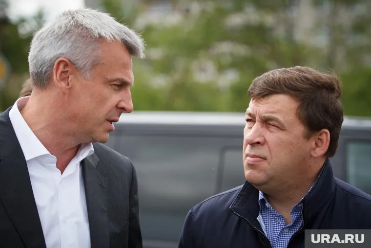Мэр Нижнего Тагила Сергей Носов и губернатор Евгений Куйвашев пока публично не вступились за выставку и "Путинград"