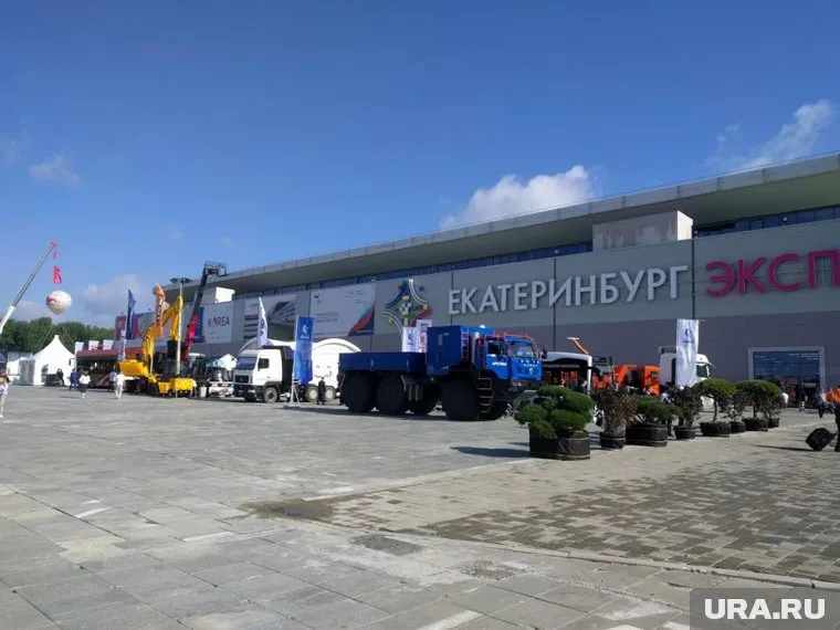 Официально выставка откроется в 10:00