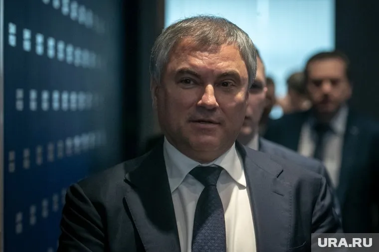 Вячеслав Володин в центре Саратова встретился с пожилой жительницей