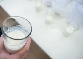 У 13 младенцев нашли ботулизм из-за сухой смеси, проданной в США