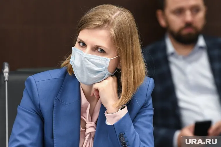 Елене Николаевой запретили общаться с другими фигурантами дела МУГИСО