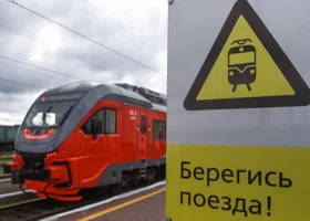 В ДТП с челябинской электричкой погиб водитель мусоровоза