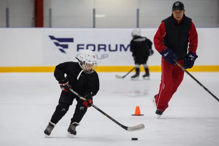 ДЮСШ «Юность». Детская хоккейная школа. Datsyuk Arena. Екатеринбург, детский хоккей, юные хоккеисты, устюжанин дмитрий