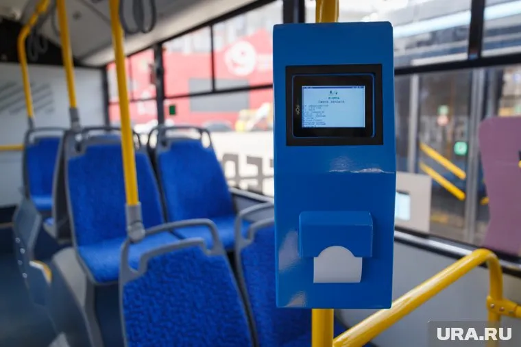 Стоимость проезда в автобусе увеличилась из-за сбоя оборудования