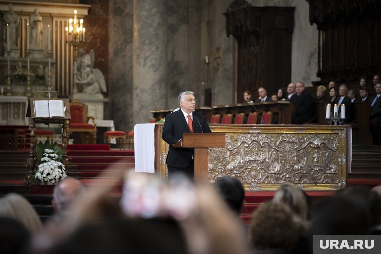 Politico: Запад готовит наказание для Орбана после визита в Россию