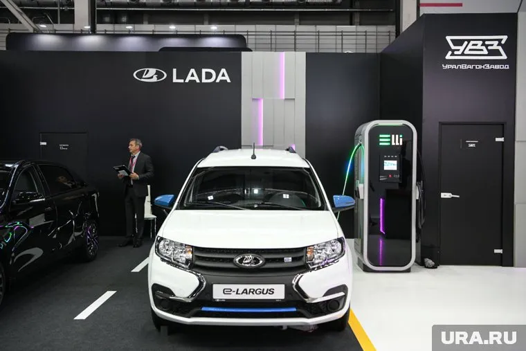 Электромобиль Lada Largus стоит около 2,5 млн рублей