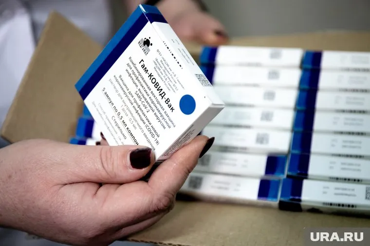 Работникам Тобольского ПАТП платят по 5 тысяч рублей за согласие на прививку от коронавируса