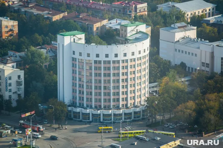 Превратить "Исеть" в жилой дом или офисный центр практически невозможно