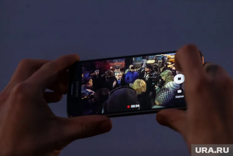 YouTube будет ограничивать доступ к видео несовершеннолетних пользователей