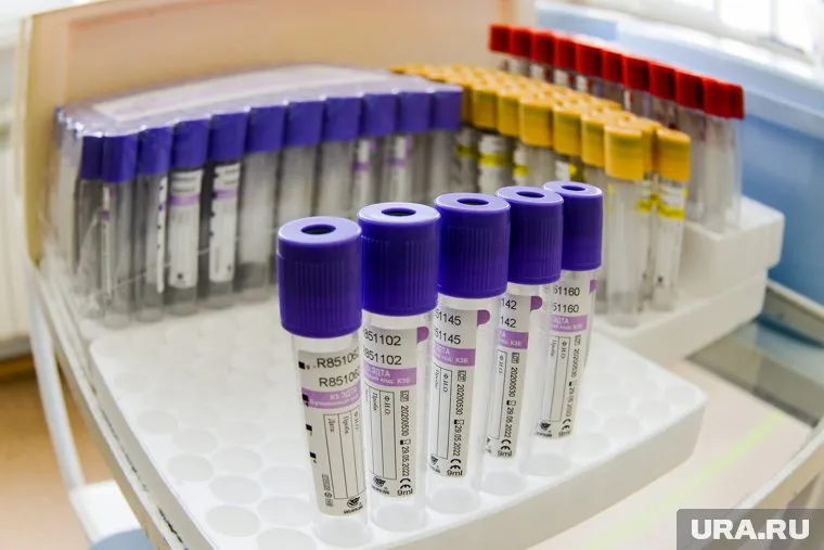 Оба случая заражения гонконгским штаммом произошли среди несовершеннолетних