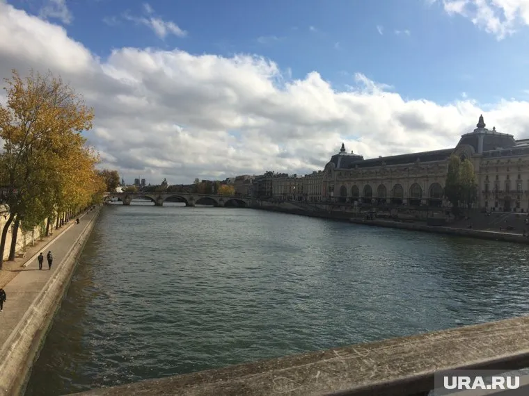 В столице Франции продолжаются беспорядки