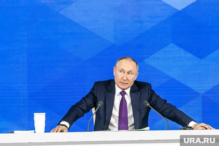 Владимир Путин отреагировал на решение Швеции и Финляндии вступить в НАТО
