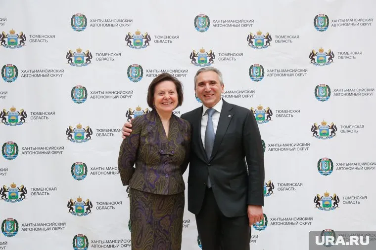 Губернаторы решили на публике подчеркнуть добрососедские отношения между регионами