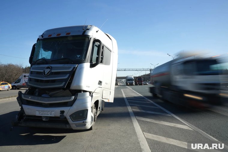 Смертельное ДТП с двумя фурами произошло на трассе «Иртыш» в Курганской области. Видео