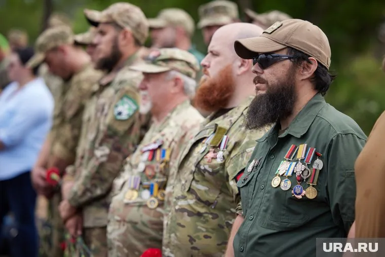 В плен к российским войскам в Мариуполе попал британский наемник