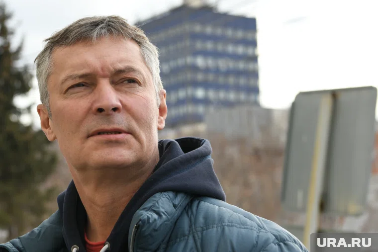 Евгений Ройзман (признан иноагентом) назвал себя активным волонтером фонда