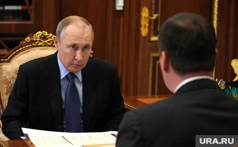 Владимир Путин общался с Дмитрием Патрушевым около получаса