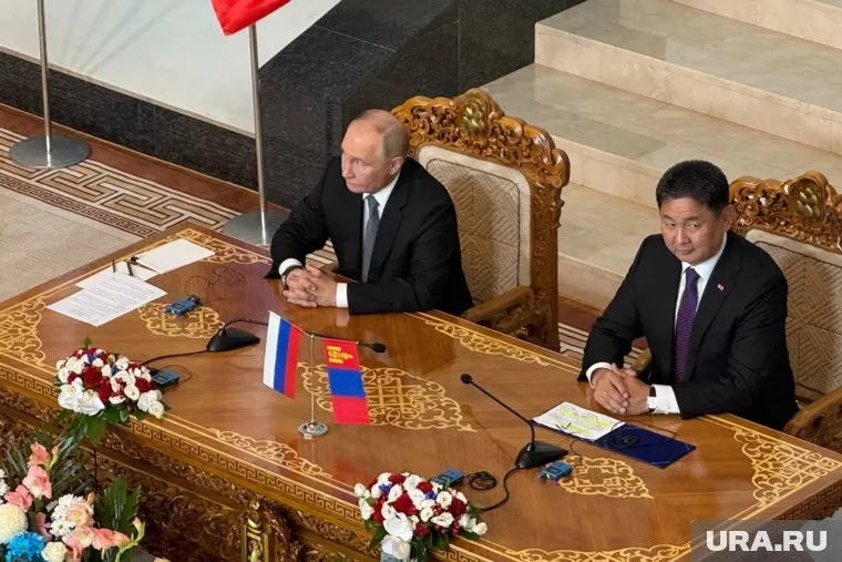 Путин прибыл с официальным визитом в Монголию 2 сентября