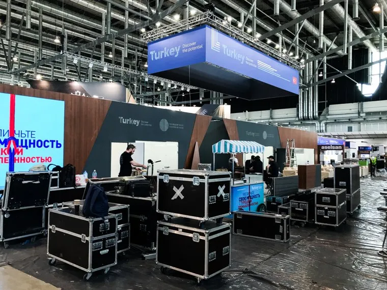 Подготовка стендов к международной промышленной выставке Иннопром-2019. Екатеринбург