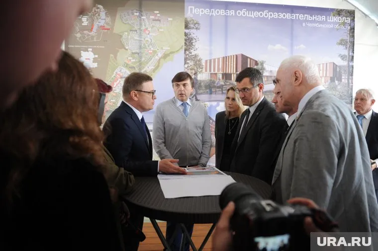 Кравцов высоко оценил проект передовой школы в Челябинске