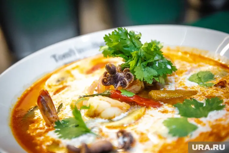 Фирменные блюда ресторанов — суп «Том ям»