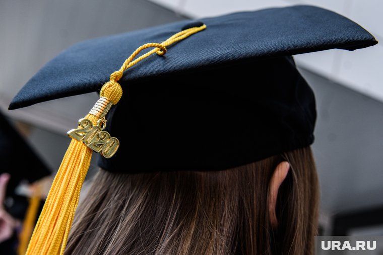 Банкет, диарея, больница: что известно о массовом отравлении юристов в Екатеринбурге