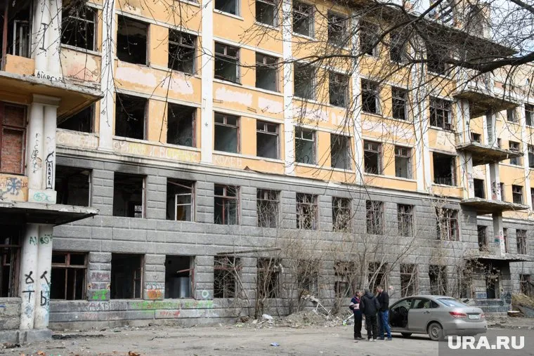 Ожидается, что заброшенную больницу восстановят к 2023 году