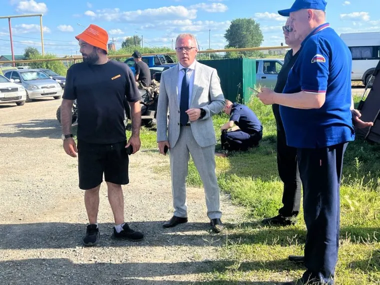 Штаб волонтеров-поисковиков подростка Арслана Махамади в Еткульском районе (Челябинская область)