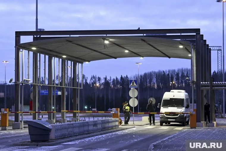 Агентство ЕС направит силы на границу с Россией, пишет Helsingin Sanomat