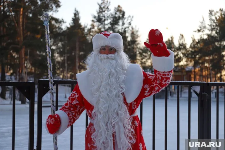 Дед Мороз отправился на поезде по городам России из Великого Устюга