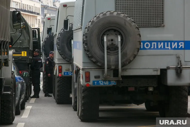 Модернизированный автозак оборудован подъемником для колясок