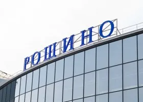 В Тюмени самолет выкатился за пределы взлетной полосы