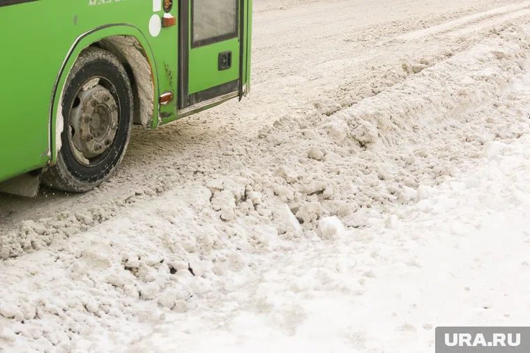 Отменены два рейса: из Ноябрьска в Вынгапуровский (отправление в 18:00) и из Вынгапуровского в Ноябрьск (отправление в 20:00)