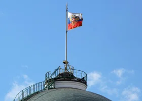 В посольстве РФ Бенина призвали граждан запереться дома на фоне захвата власти