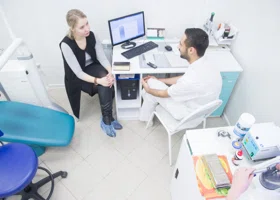 Челябинские стоматологи начали зарабатывать по 280 тысяч рублей