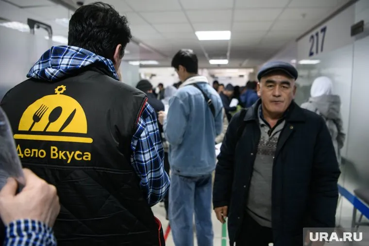 Рабочие из Таджикистана и Узбекистана стали предпочитать России другие страны