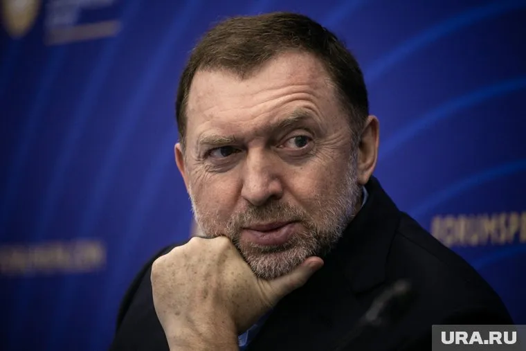 Доминирование доллара прекратится через пять лет, заявил Дерипаска