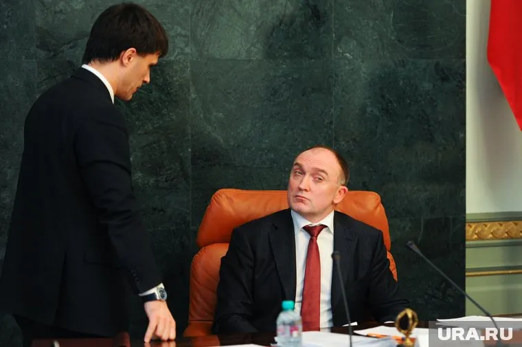 После встречи с главой УФСБ Дубровский начал отлучать своего зама от важнейших проектов