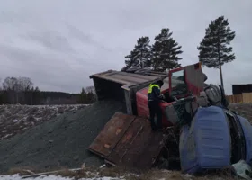 Под Екатеринбургом водитель «ГАЗели» не уступил фуре и устроил жуткое ДТП