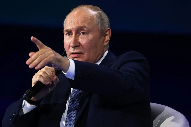 Владимир Путин на Третьей Международной олимпиаде по финансовой безопасности. Сочи