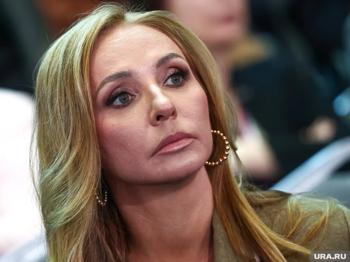 Волосатые жетілген әйелдер есек ит стилі Мехрибан Алиевамен жыныстық қатынас