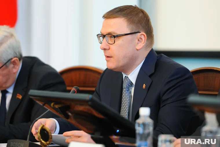 Текслер отметил, сейчас в регионе действует 140 мер поддержки участников СВО