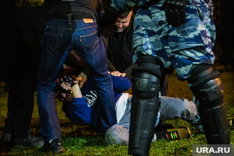 Расследованием дела о нападении подростков на жителя Нижневартовска хочет заняться следственный комитет