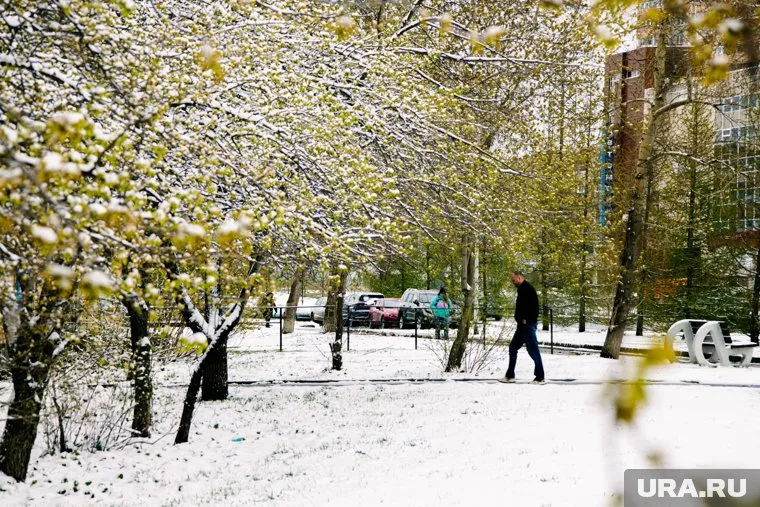 «Нумто» засыпало огромными ледяными осадками