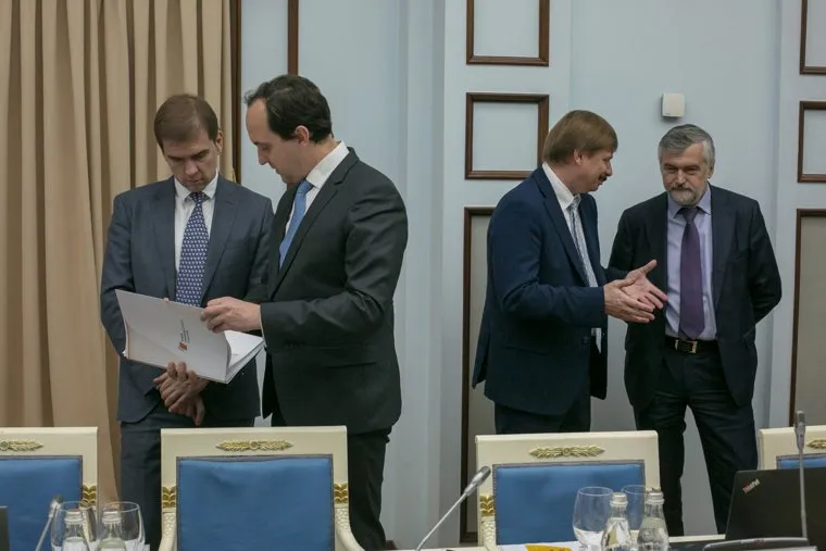 Итоги независимой экспертизы проектов Фонда президентских грантов с участием Сергея Кириенко. Москва, клепач андрей, чукалин илья